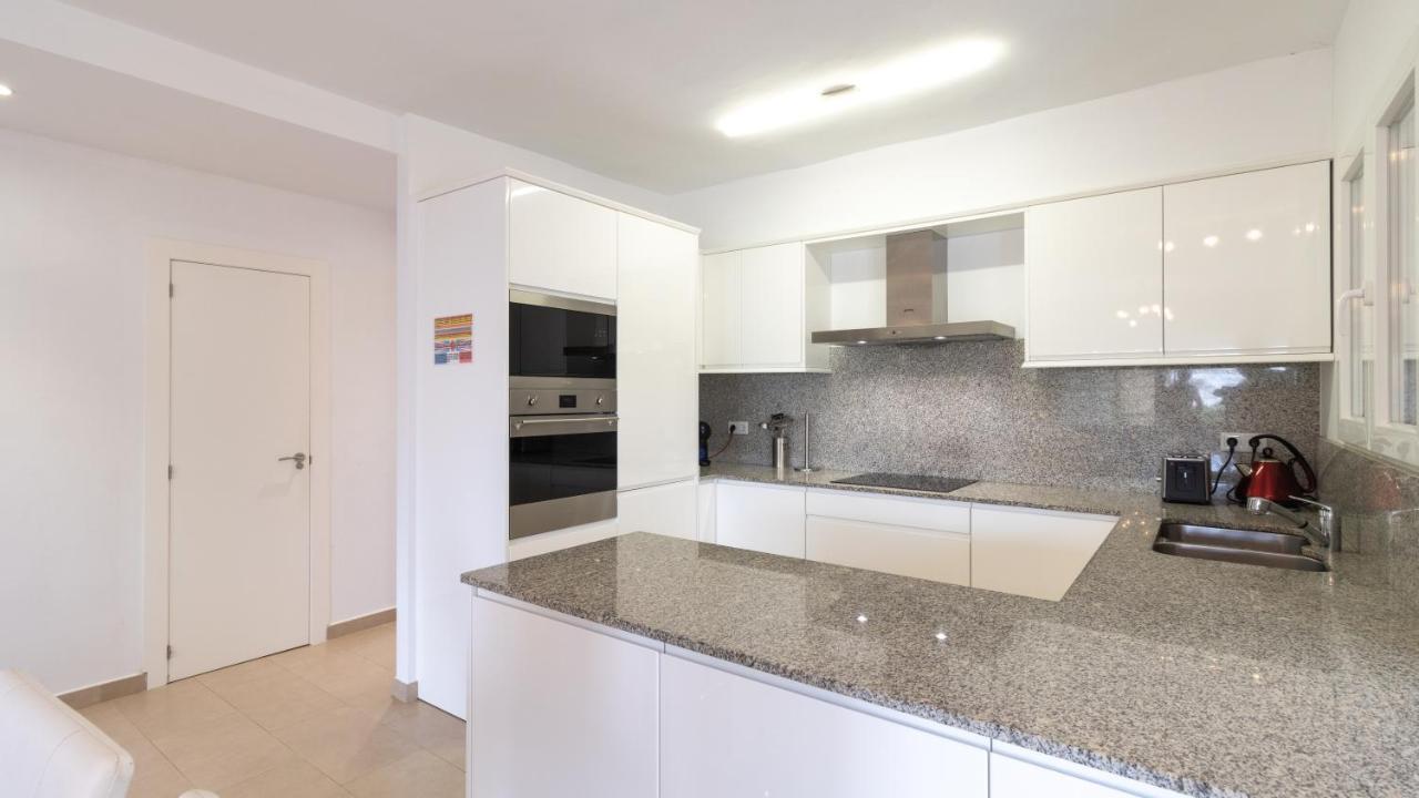 Modern 2 Bedroom Apartment 100 M From The Beach Jávea Екстериор снимка