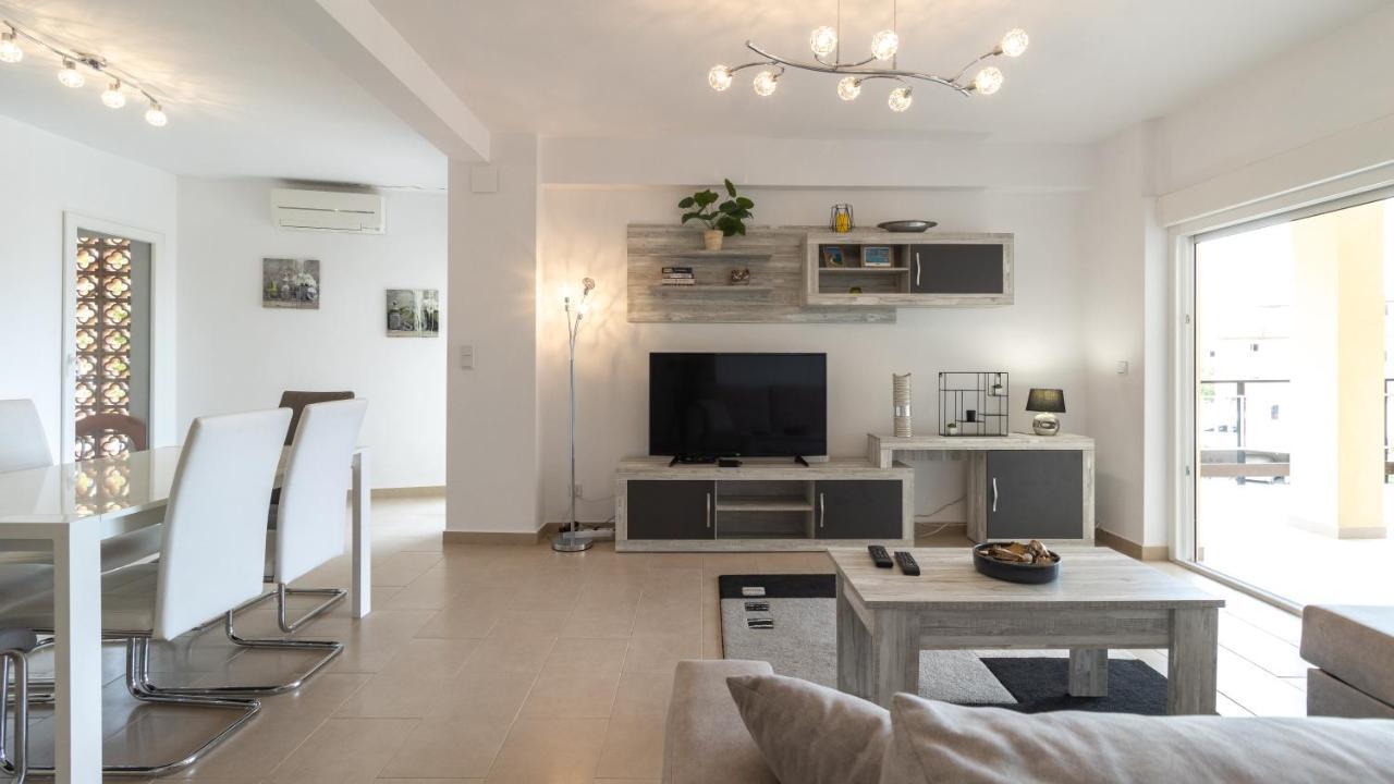 Modern 2 Bedroom Apartment 100 M From The Beach Jávea Екстериор снимка
